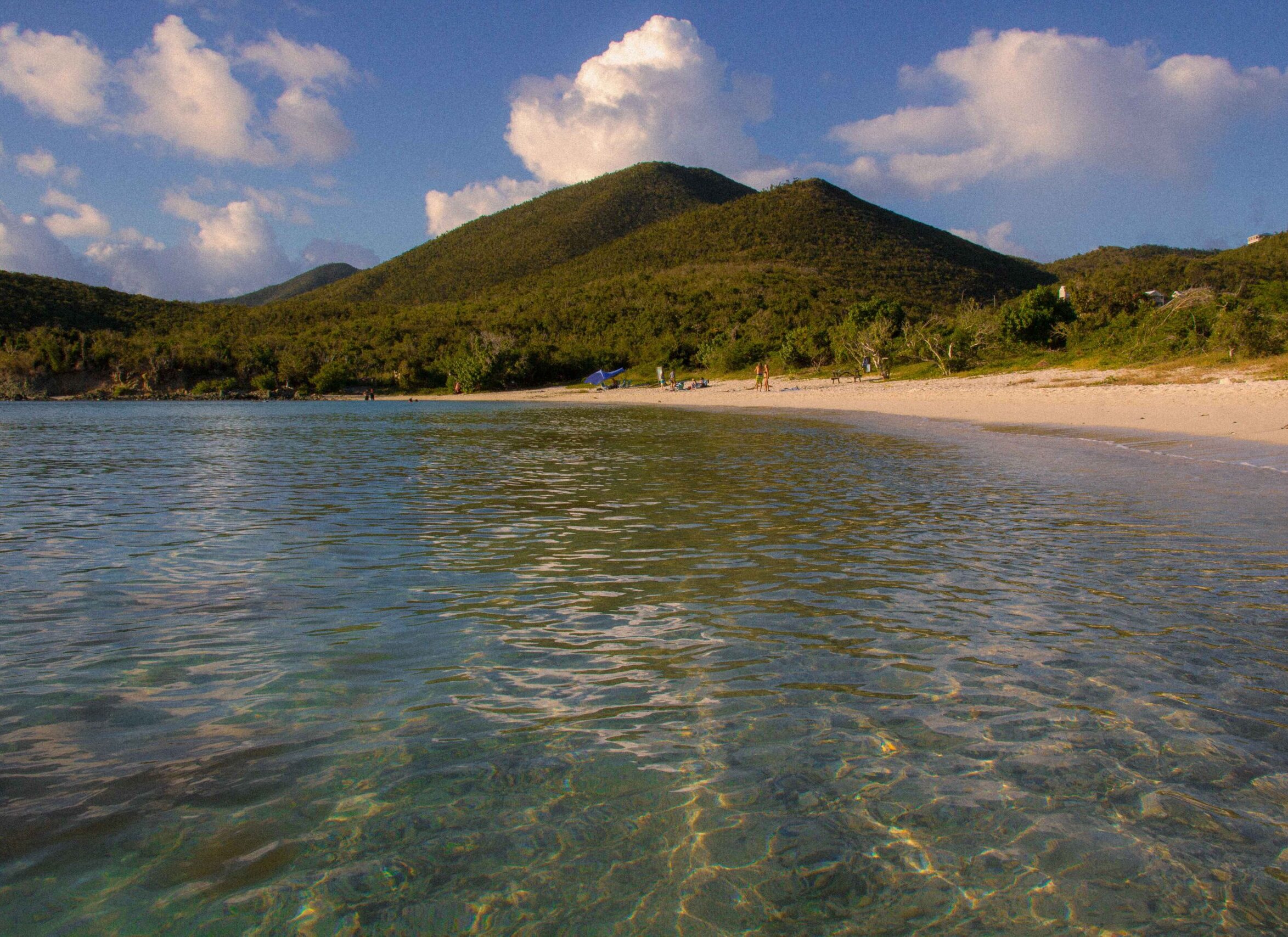 image of clear waters of the US Virgin Islands National Park